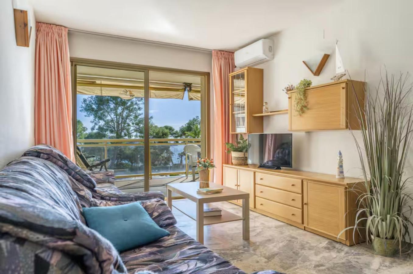 Apartment Oasis Salou
